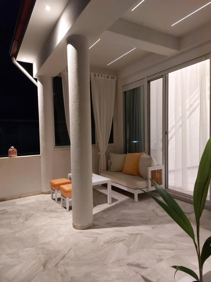 Nefeli Seaside Apartments Polychrono Esterno foto