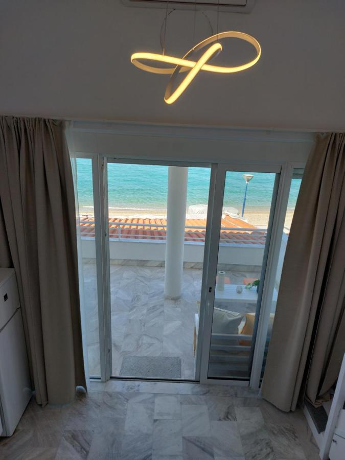 Nefeli Seaside Apartments Polychrono Esterno foto