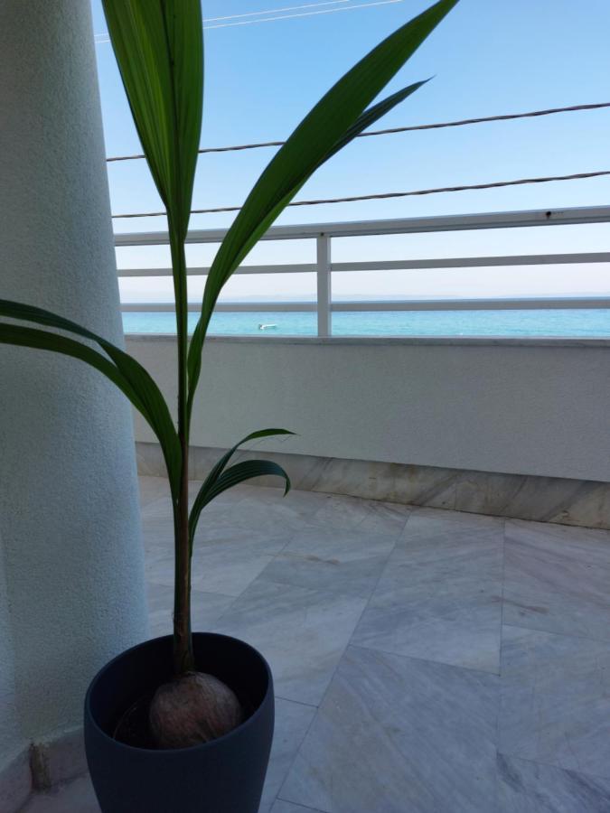 Nefeli Seaside Apartments Polychrono Esterno foto